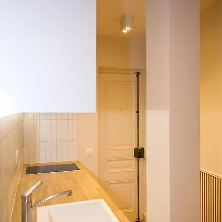 Апартаменты Cosy Flat Near Sacre-coeur